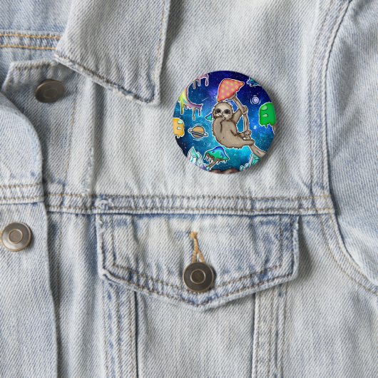 Badge Rond 5 Cm Space Galaxy Sloth Cosmic Champignons Bizarre Crys (En situation)