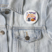 Badge Rond 5 Cm Spooky Syllables (En situation)