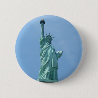 Badge Rond 5 Cm Statue de la liberté - bouton de plan rapproché