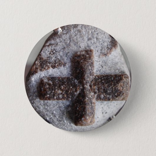 Badge Rond 5 Cm Staurolite, intersection en cristal parfaite (Devant)