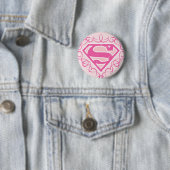 Badge Rond 5 Cm Supergirl Pink Stripes (En situation)
