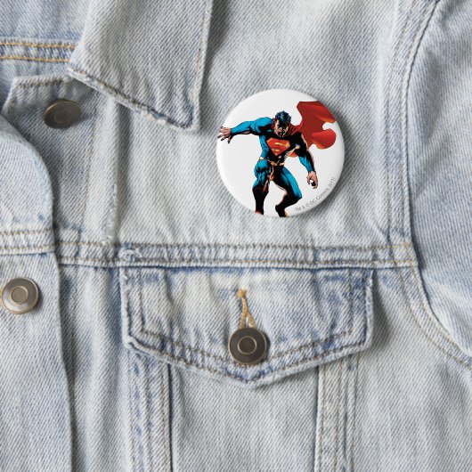 Badge Rond 5 Cm Superman dans l'ombre (En situation)
