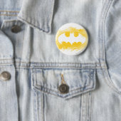 Badge Rond 5 Cm Symbole Batman | Logo noir et jaune (En situation)