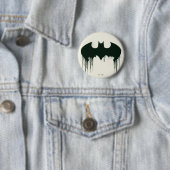 Badge Rond 5 Cm Symbole Batman | Logo Spraypaint (En situation)