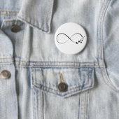 Badge Rond 5 Cm Symbole papillon infini (En situation)