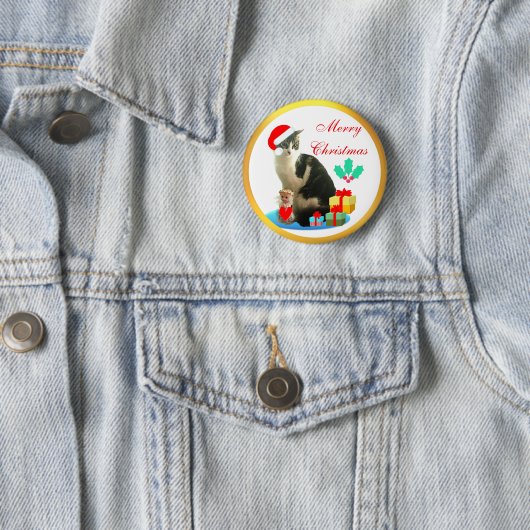 Badge Rond 5 Cm Tabby de Noël chat, petit ange & cadeaux (En situation)