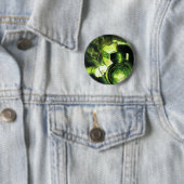 Badge Rond 5 Cm Tenir la lanterne verte (En situation)