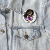 Badge Rond 5 Cm Toile à papillon - Fée violette (En situation)