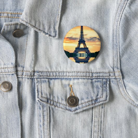Badge Rond 5 Cm Tour Eiffel Paris Soirée européenne (En situation)