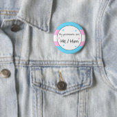 Badge Rond 5 Cm Transgenre He/Lui Pronoun Pin (En situation)