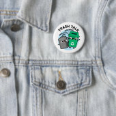 Badge Rond 5 Cm Trash Talk amusant Poubelle Poubelle Pun (En situation)