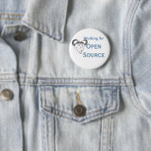 Badge Rond 5 Cm Travail pour Open Source (En situation)