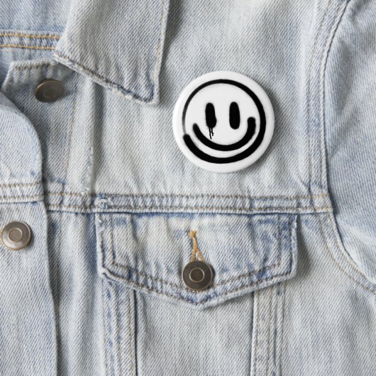 Badge Rond 5 Cm triste émoticône sourire (En situation)