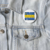 Badge Rond 5 Cm Ukraine-Strong (En situation)
