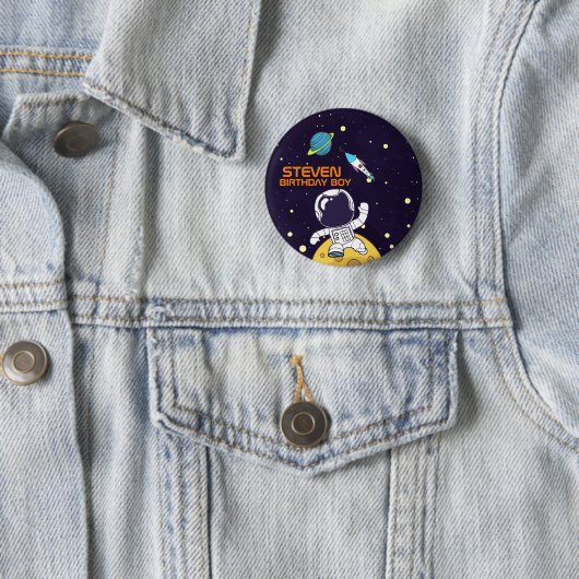 Badge Rond 5 Cm Un astronaute spatial flotte dans l'espace extra-a (En situation)