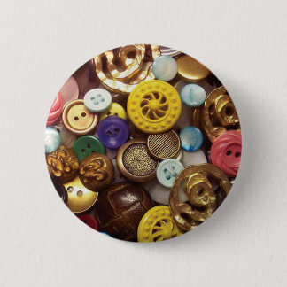 Badge Rond 5 Cm Un collage des boutons comprenant le bouton jaune