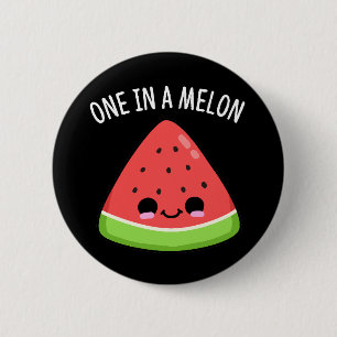 Badge Rond 5 Cm Un Dans Un Melon Funny Watermelon Pun Dark BG