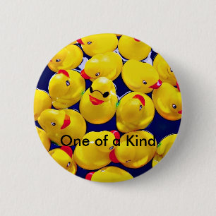 Badge Rond 5 Cm UN d'un bouton AIMABLE