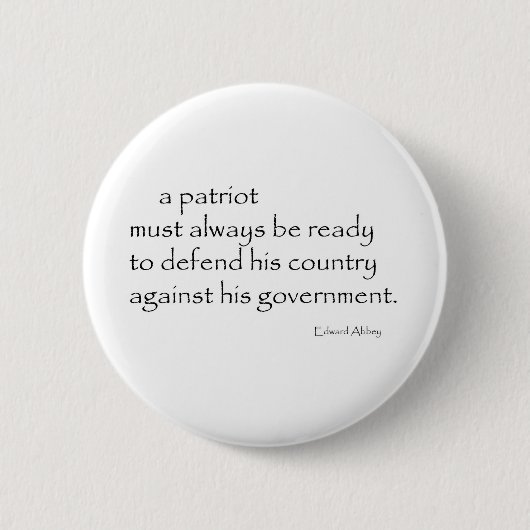 Badge Rond 5 Cm "Un patriote doit… " (Devant)