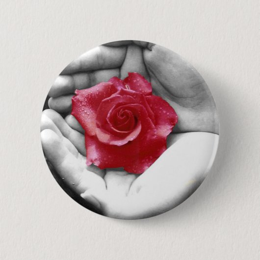 Badge Rond 5 Cm Un rose dans la main 2 (Devant)