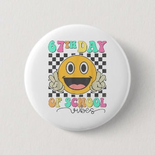 Badge Rond 5 Cm Vibes 67e jour d'école Visage souriant mignon 67 M