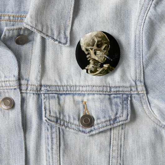 Badge Rond 5 Cm Vincent van Gogh Smoking Skeleton (En situation)