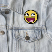 BADGE ROND 5 CM VISAGE IMPRESSIONNANT ! (En situation)