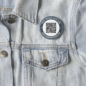 Badge Rond 5 Cm Votre QR Code Info Nom Site Web Bouton promotionne (En situation)