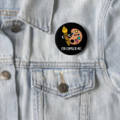 Badge Rond 5 Cm Vous Me Complétez Drôle Artiste Pun Dark BG (En situation)