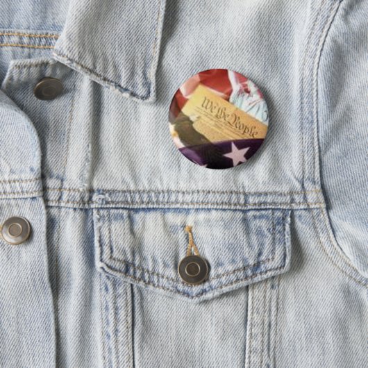 Badge Rond 5 Cm Wethepeople1 (En situation)