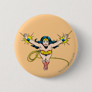 Badge Rond 5 Cm Wonder Woman va de l'avant