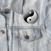 Badge Rond 5 Cm Yin Yang (En situation)