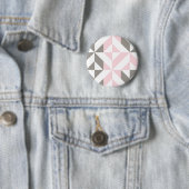 Badge Rond 5 Cm ZigZag géométrique rose et argent (En situation)