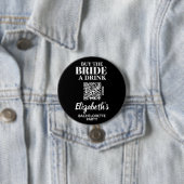 Badge Rond 7,6 Cm Acheter Mariée A Boire Bachelorette Party QR Code (En situation)