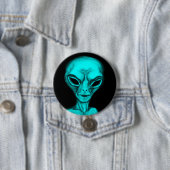 Badge Rond 7,6 Cm Alien (En situation)