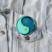 Badge Rond 7,6 Cm Aquarius & Water Monkey (En situation)