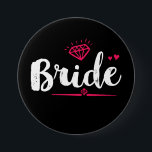 Badge Rond 7,6 Cm Bachelorette de mariée Mariage de la fête Bouton r<br><div class="desc">Bouton de fiancée d'équipe. Parfait pour la douche nuptiale et accessoires de fête de bachelorette avant le mariage. Bleu marine, blanc et rose avec diamant et petits coeurs. La couleur Arrière - plan peut être customisée à votre thème de couleur souhaité. Cette épingle est pour la servante, la servante d'honneur,...</div>