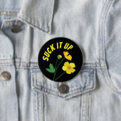 Badge Rond 7,6 Cm Baise-le en papillon drôle (En situation)