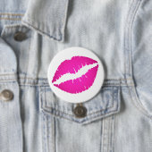 Badge Rond 7,6 Cm Baiser Ombré Rose Chaud (En situation)