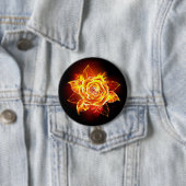 Badge Rond 7,6 Cm Blooming Fire Rose (En situation)