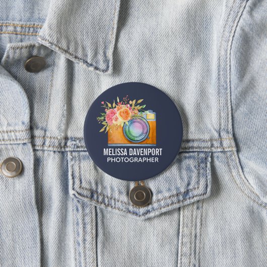 Badge Rond 7,6 Cm Boho Orange Caméra & Bouquet Floral Aquarelle (En situation)