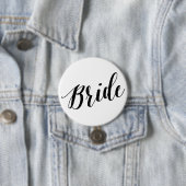 Badge Rond 7,6 Cm Bouton de script noir de mariée (En situation)