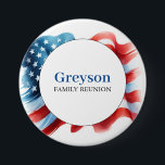 Badge Rond 7,6 Cm Boutons de Réunion Famille Rouge Blanc et Bleu Thè<br><div class="desc">Célébrez votre prochaine famille avec ces boutons personnalisés de réunion de famille, avec une belle aquarelle drapeau américain en rouge, blanc et bleu gras. Parfaites comme des badges de collecte de famille, ces broches sont un ajout significatif et amusant à votre swag de réunion personnalisable. 🌳 Touche personnalisée - Customisez...</div>