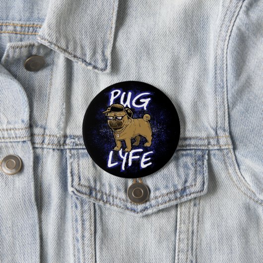 Badge Rond 7,6 Cm Carlin Lyfe (En situation)
