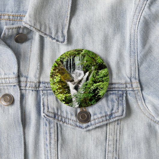 BADGE ROND 7,6 CM CASCADE (En situation)