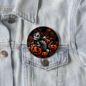 Badge Rond 7,6 Cm Chat éffrayant et Citrouille (En situation)