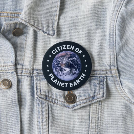 Badge Rond 7,6 Cm Citoyen de la planète Terre (En situation)