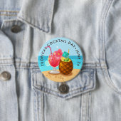 Badge Rond 7,6 Cm Cocktails tropicaux jour, ananas, hibiscus (En situation)
