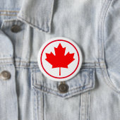 Badge Rond 7,6 Cm Couleurs du drapeau canadien feuille d'érable roug (En situation)