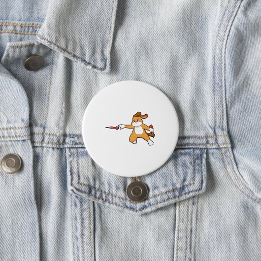 Badge Rond 7,6 Cm Darts dog (En situation)